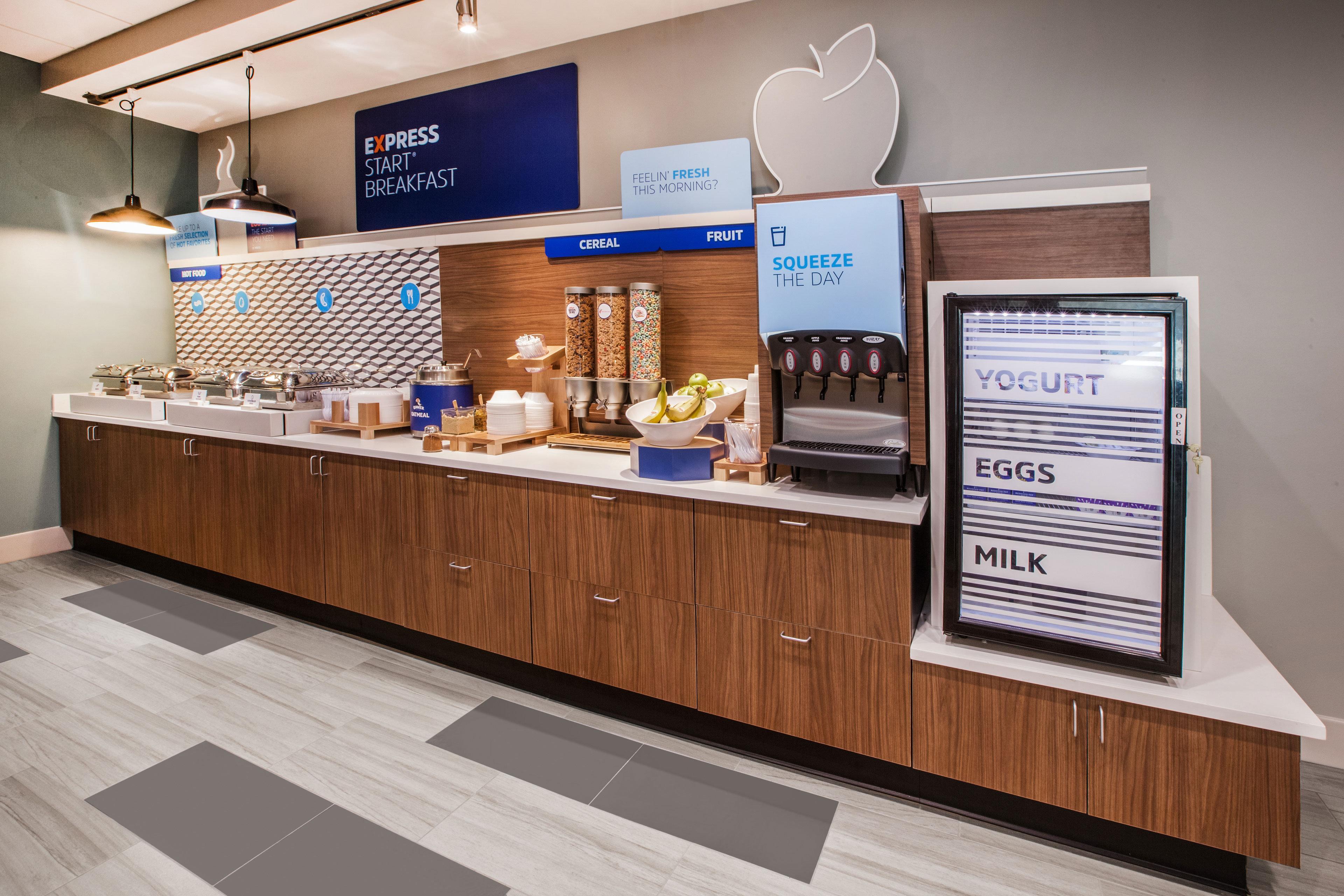 Holiday Inn Express Hotel & Suites Vacaville By Ihg Bagian luar foto