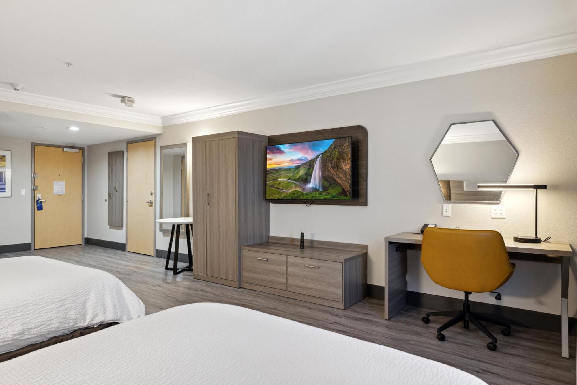 Holiday Inn Express Hotel & Suites Vacaville By Ihg Bagian luar foto