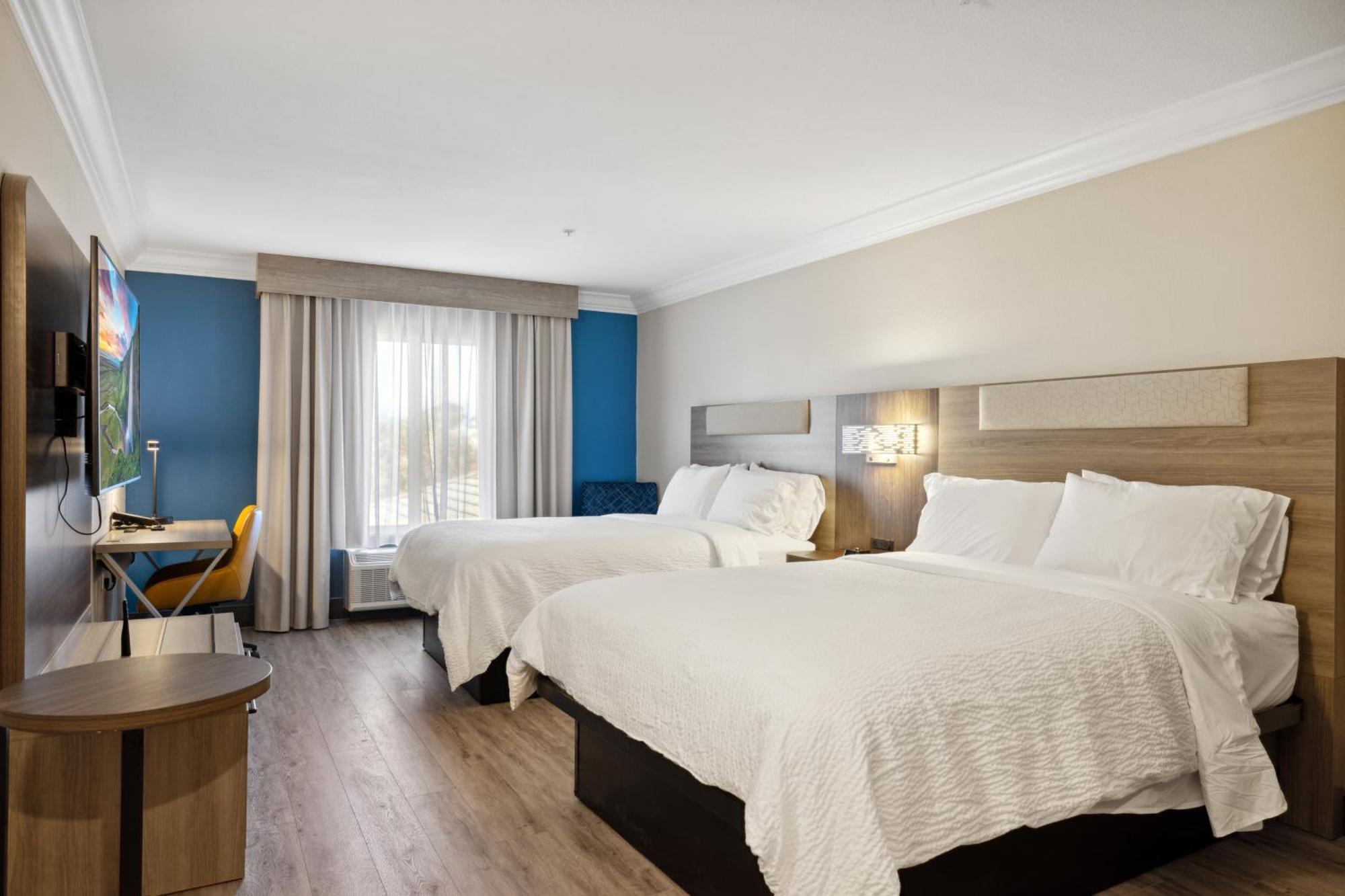 Holiday Inn Express Hotel & Suites Vacaville By Ihg Bagian luar foto