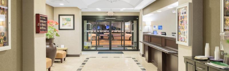 Holiday Inn Express Hotel & Suites Vacaville By Ihg Bagian luar foto
