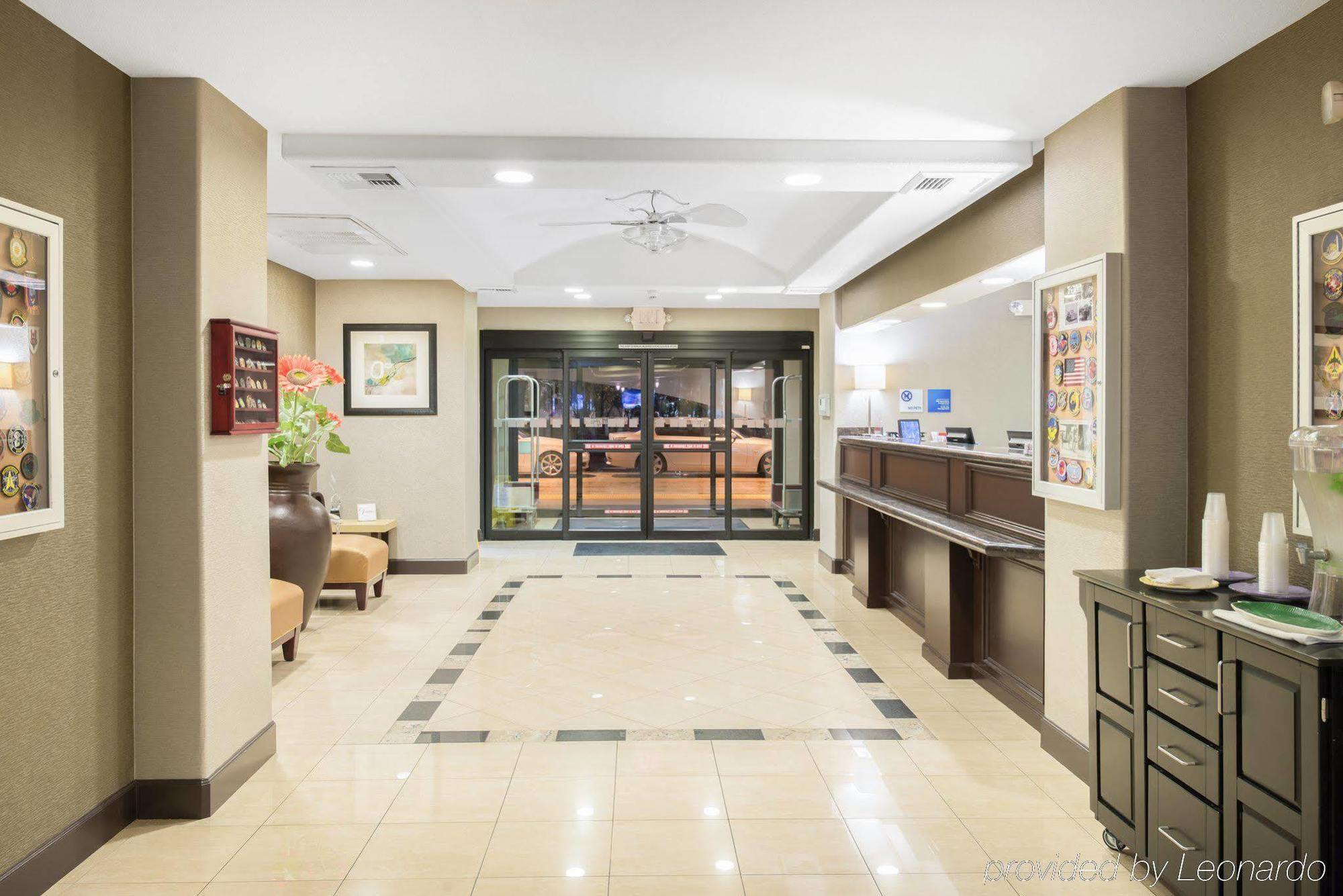 Holiday Inn Express Hotel & Suites Vacaville By Ihg Bagian luar foto